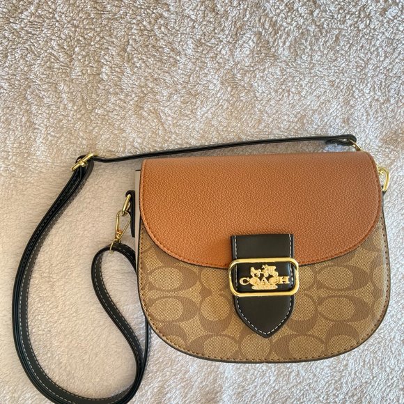 Sale 🔥 || Coach Crossbody Bags - Picture 5 of 11
